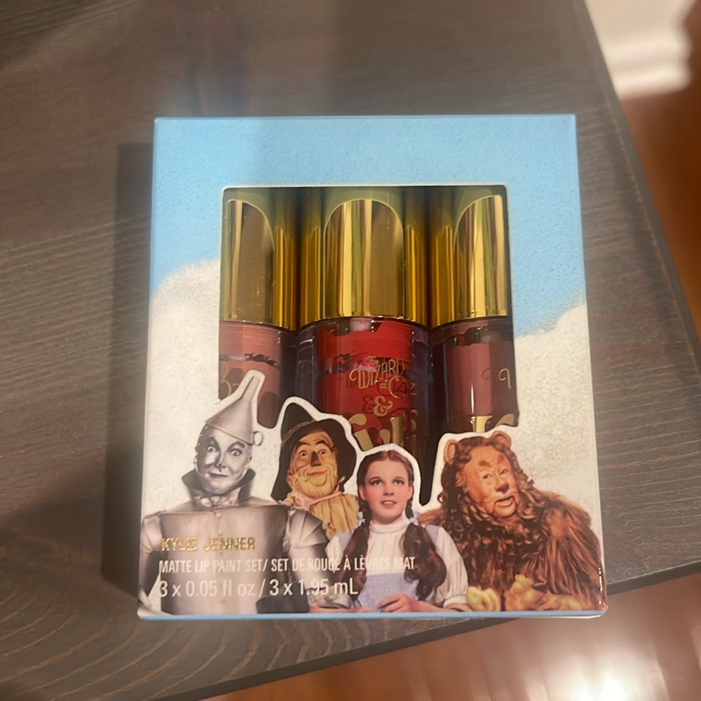 Brand new in box Kylie Cosmetics Wizard of Oz Collection Matte Lip Paint Set